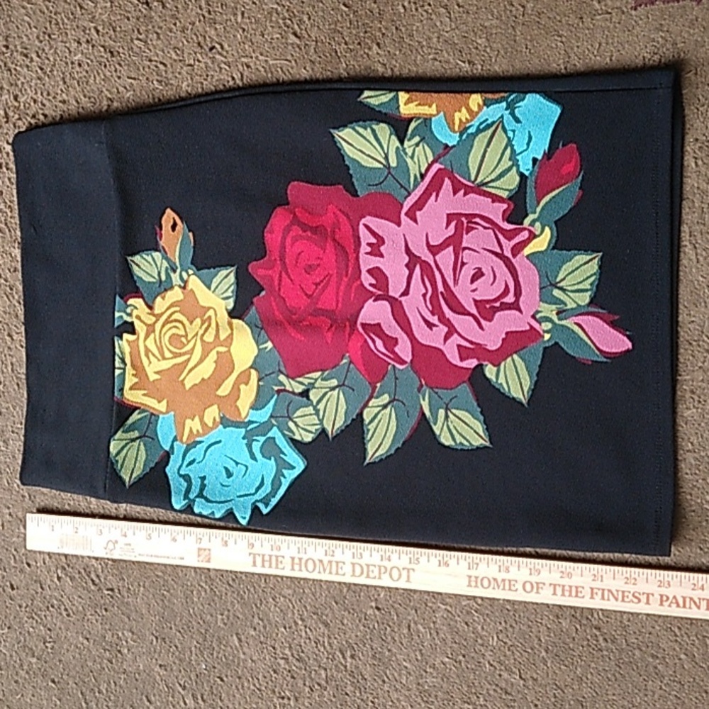 Lularoe skirt